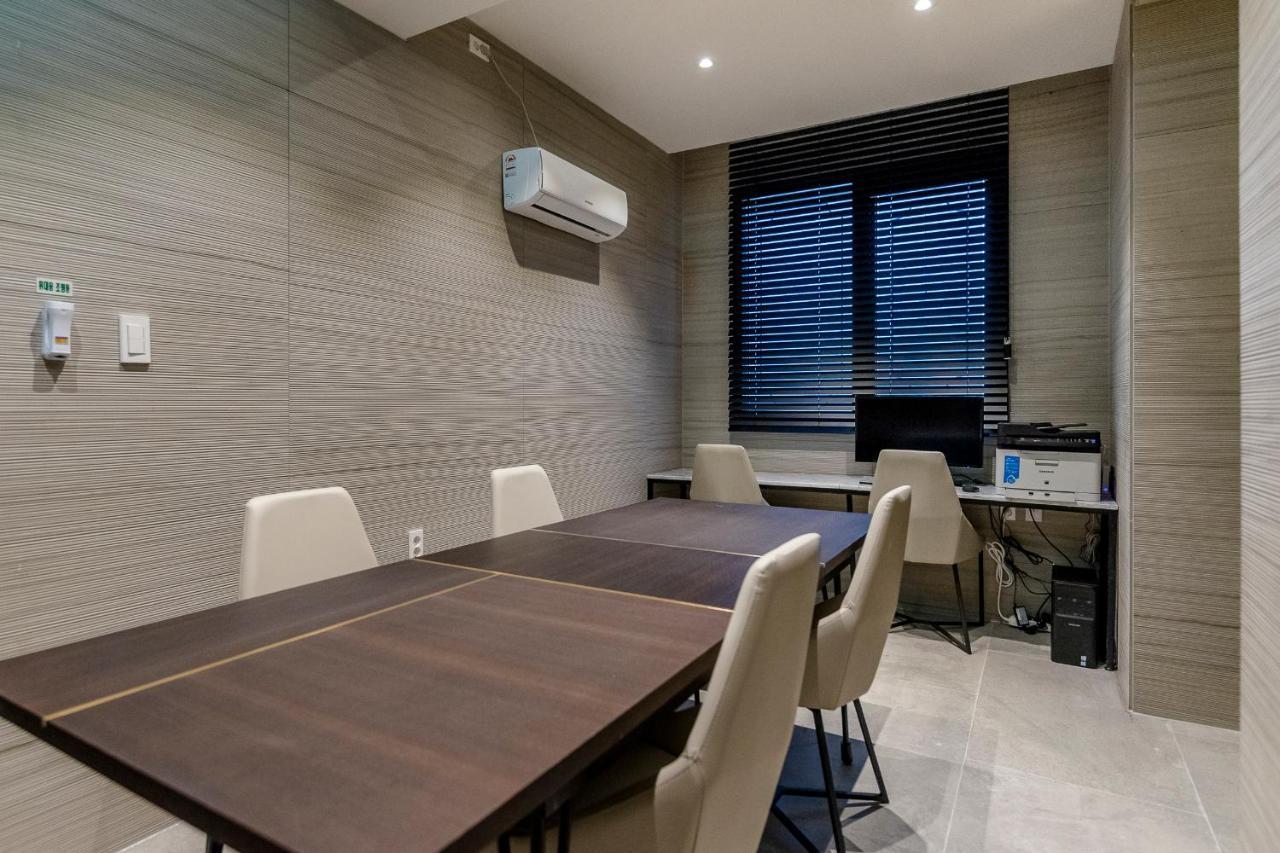 Air Sky Hotel Μπουσάν Εξωτερικό φωτογραφία