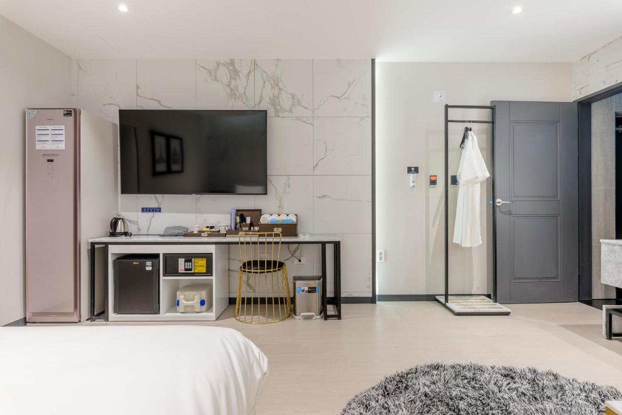 Air Sky Hotel Μπουσάν Εξωτερικό φωτογραφία
