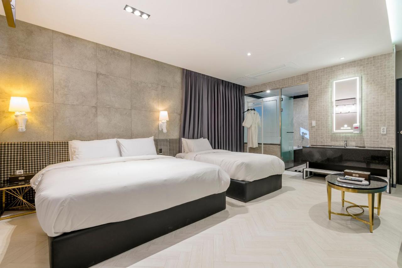 Air Sky Hotel Μπουσάν Εξωτερικό φωτογραφία