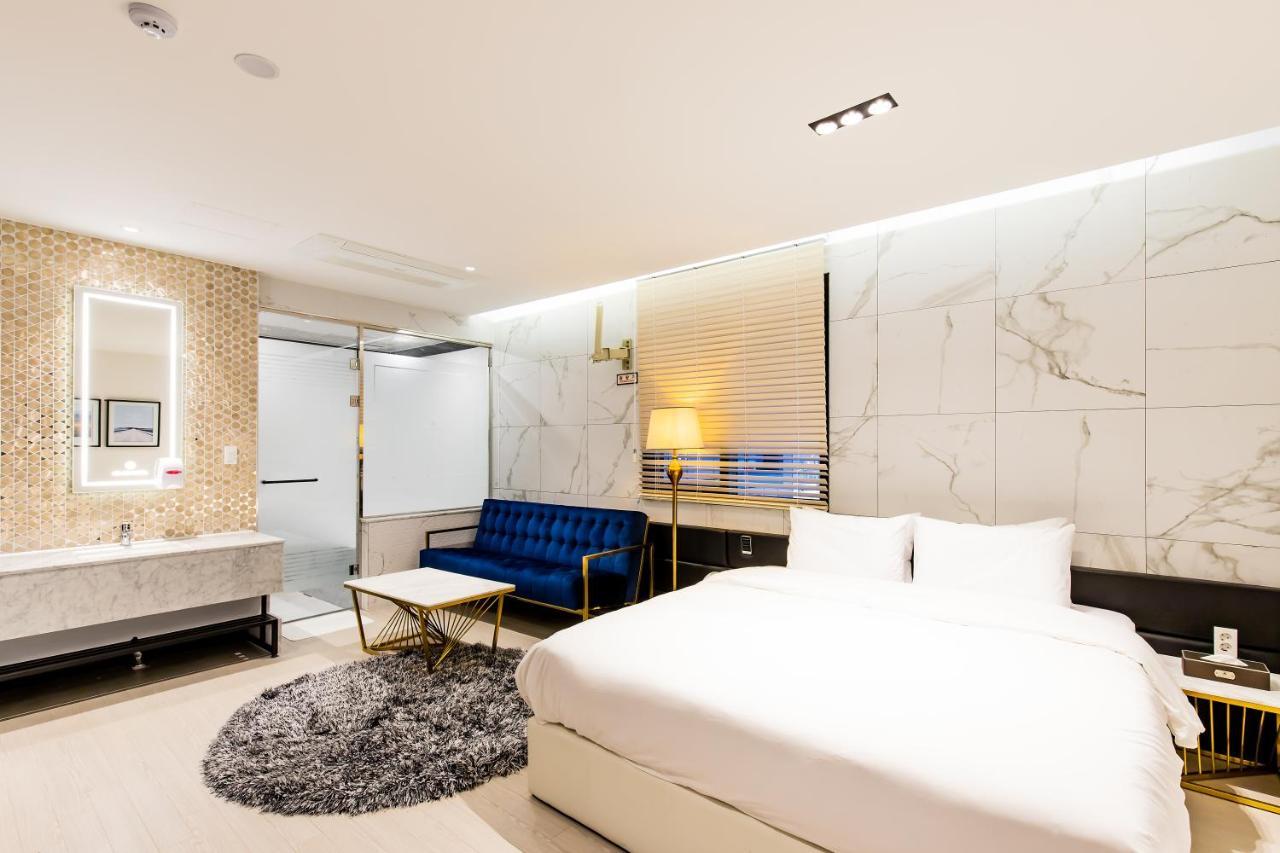 Air Sky Hotel Μπουσάν Εξωτερικό φωτογραφία